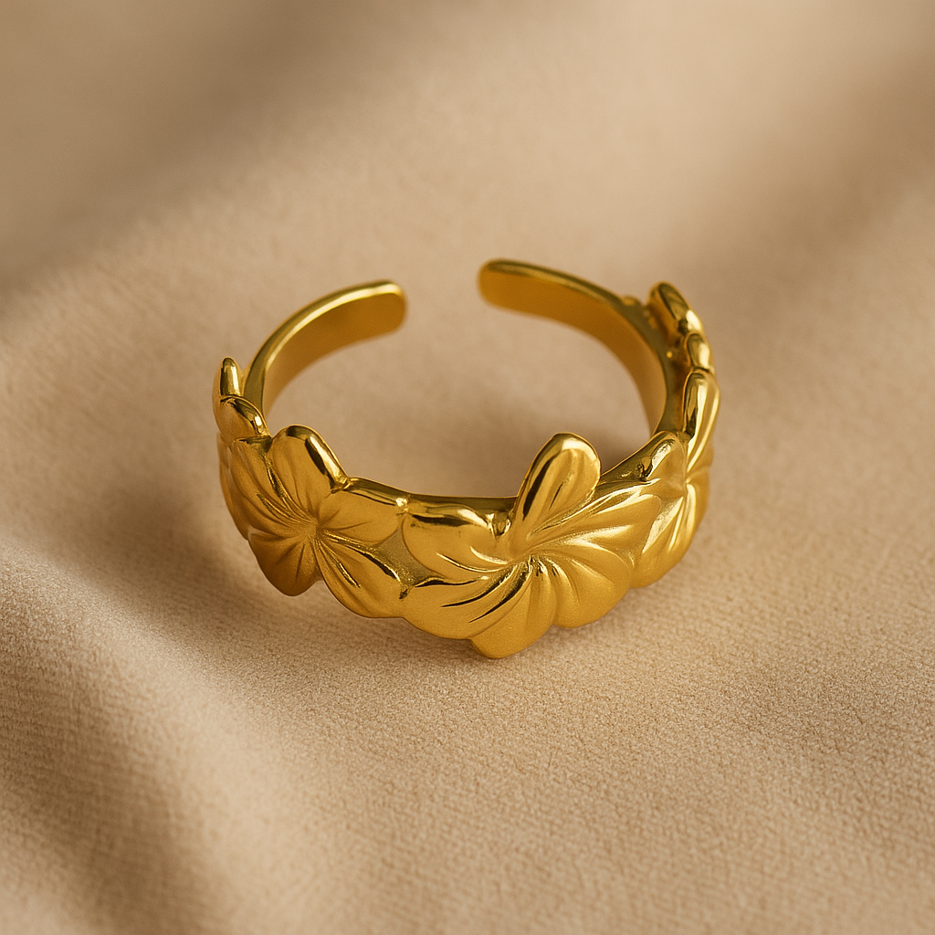 Anillo Ajustable “Golden Leaves” – Elegancia Natural Bañada en Oro 18K