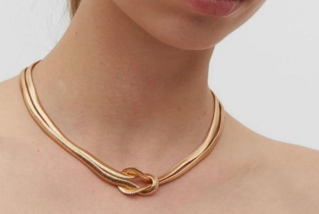 Collar Doble Entrelazado